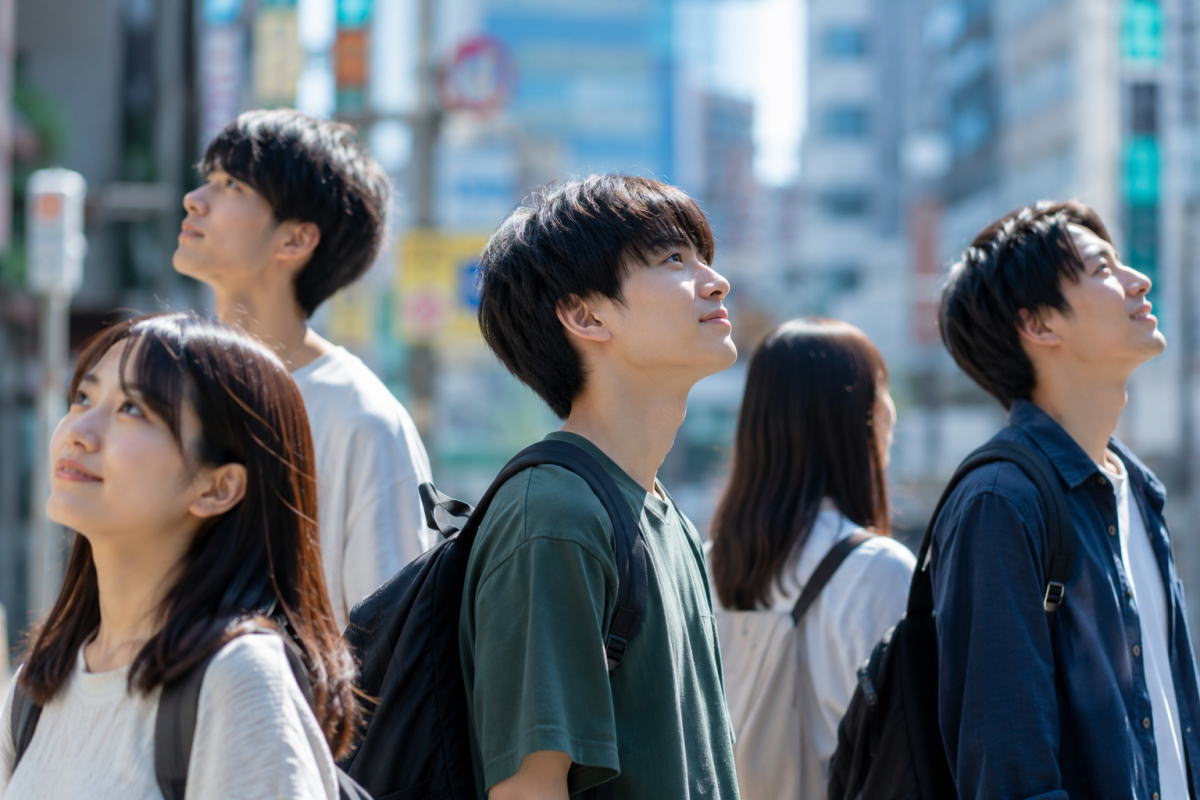 内閣支持率「若者の価値観の変化」そこから見える進路のカタチ