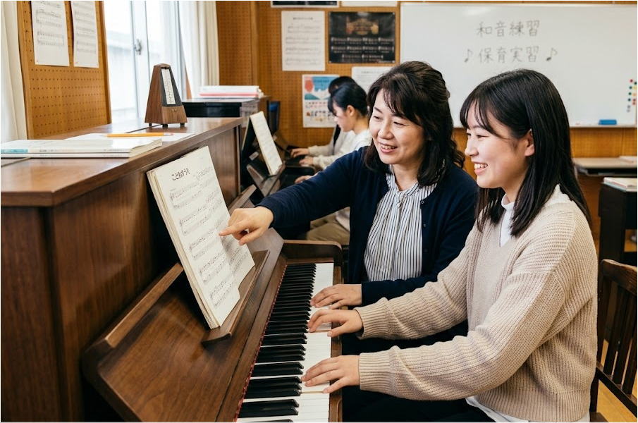 大学中退から保育士になるには