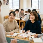 社会人から保育士に！専門学校で学ぶメリットと支援制度