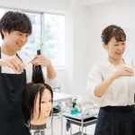 社会人から美容師になるには
